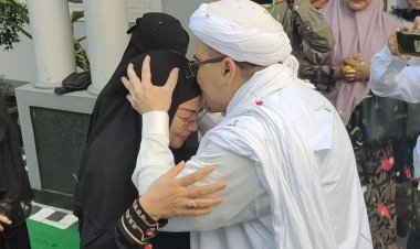 Istri Habib Rizieq Meninggal..!!