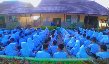 " PENERAPAN KEGIATAN MATAHARI DI SMP NEGERI 6 ARUT SELATAN " 