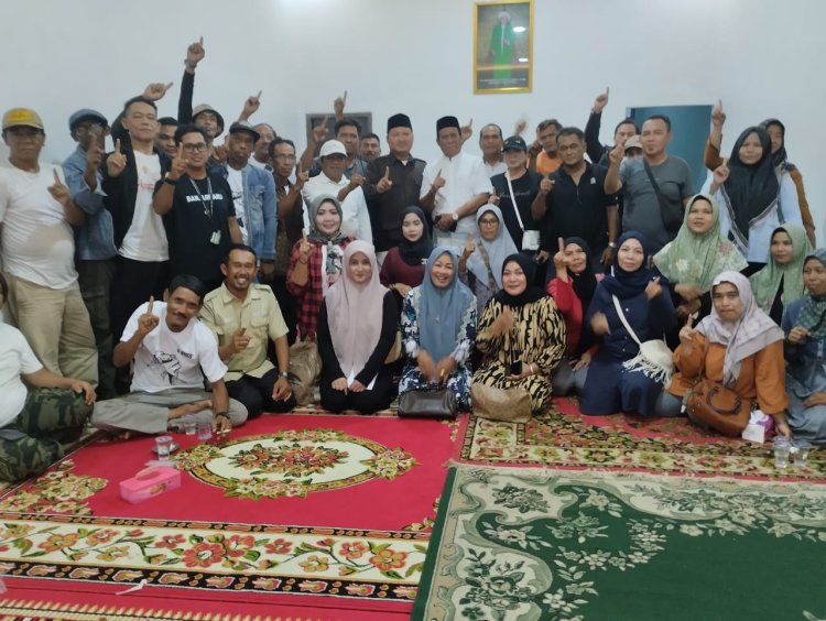 " RAPAT KONSOLIDASI GRHES UNTUK PEMENANGAN RAHMAT-EKO DI KECAMATAN ARUT SELATAN : SINERGI KUAT MENUJU KEMENANGAN PADA PILKADA 2024 "