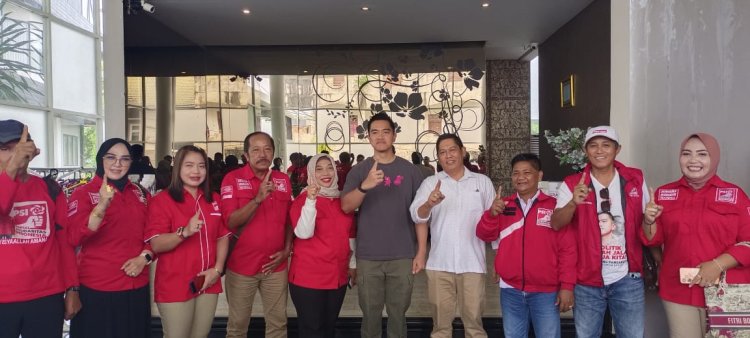 " KAESANG PANGAREP TIBA DI PANGKALAN BUN : DUKUNGAN NASIONAL UNTUK PERUBAHAN NYATA WUJUDKAN KOBAR YANG BERMARTABAT "