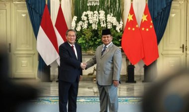 " MOMEN DIPLOMATIK BERSEJARAH : INDONESIA DAN TIONGKOK TANDATANGANI SEJUMLAH KESEPAKATAN TRANSFORMASIONAL DEMI KESEJAHTERAAN KAWASAN DAN DUNIA "