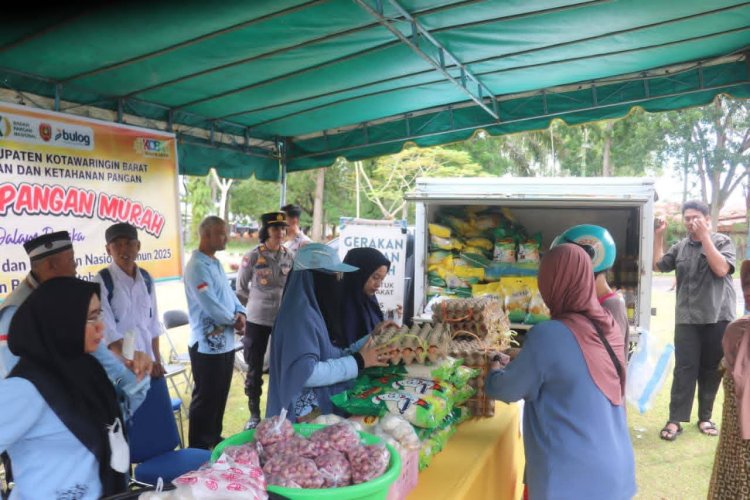 “ POLRES KOBAR HADIR DI TENGAH RAKYAT : GERAKAN PANGAN MURAH BANTU WARGA DAPATKAN BAHAN POKOK DENGAN HARGA BERSAHABAT ”